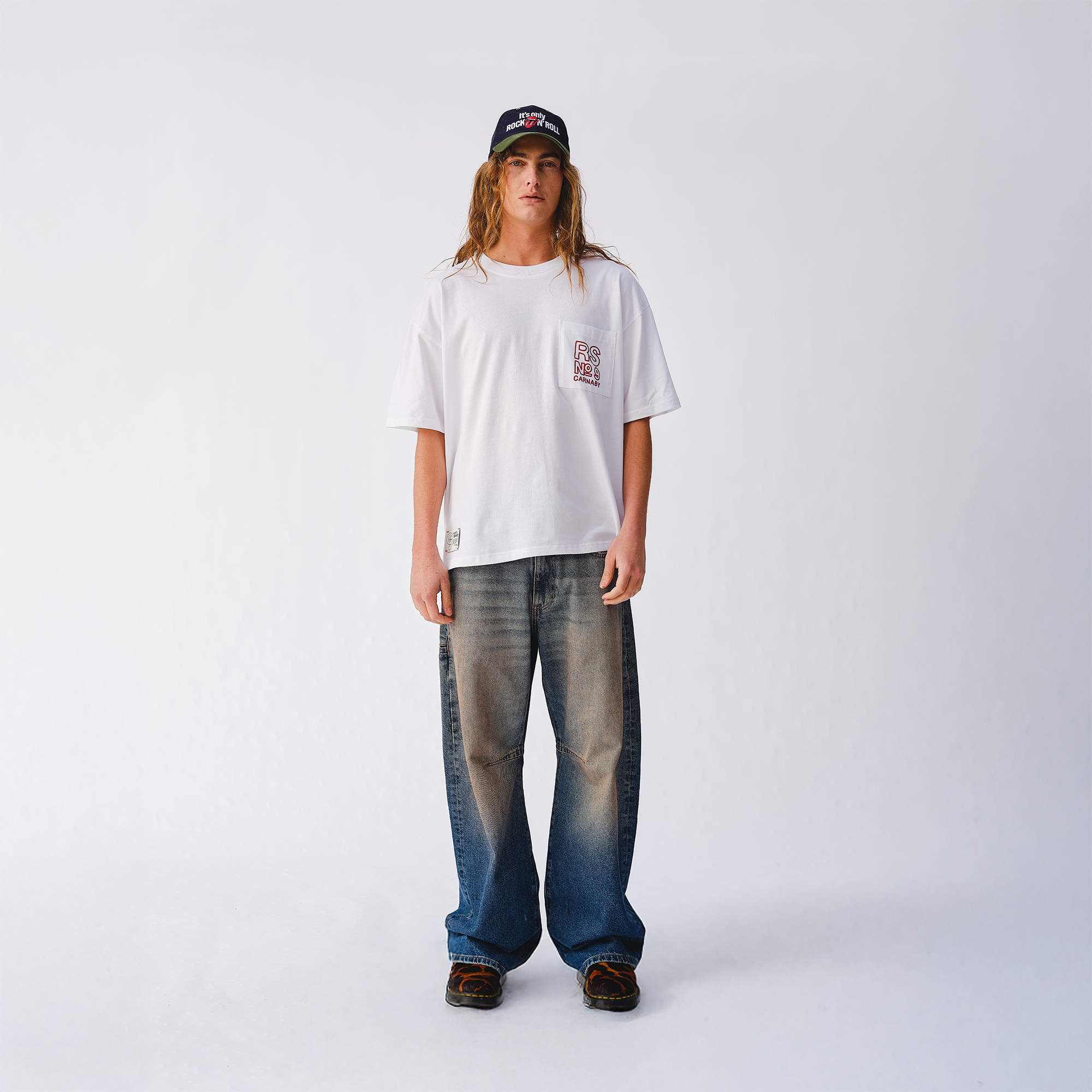 RS No. 9 - RS No. 9 London Graphic Oversized White T-Shirt