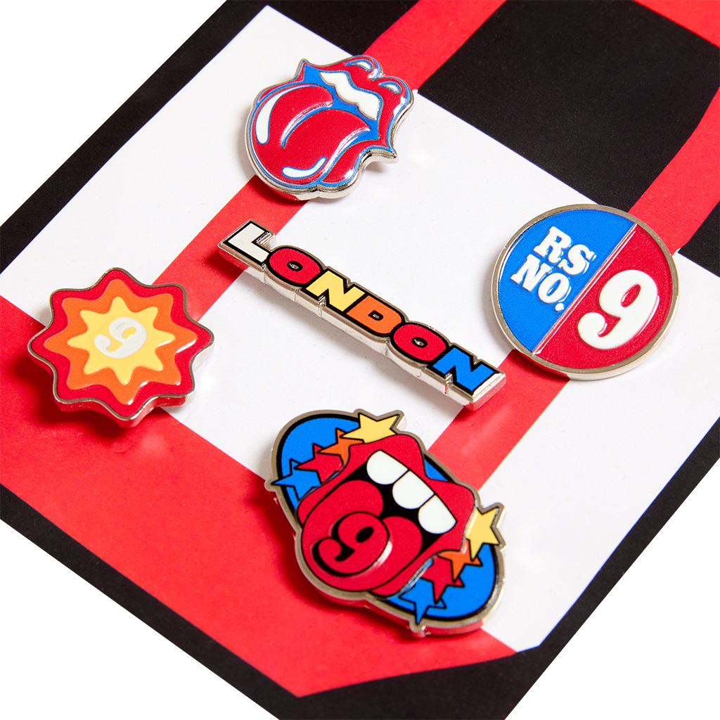 RS No. 9 - Nostalgic London Enamel Pin Badge Set