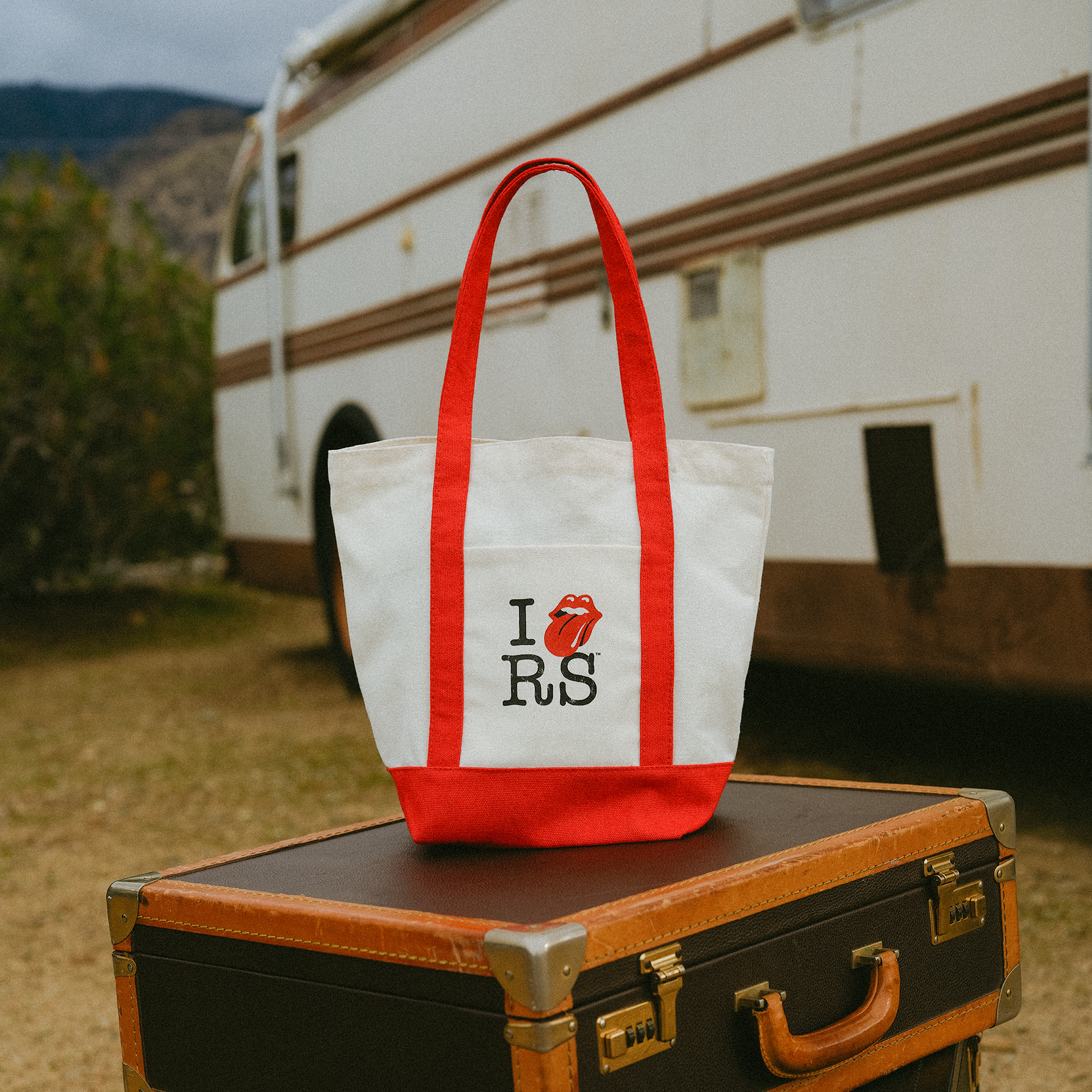 RS No. 9 - I Heart RS Contrast Tote