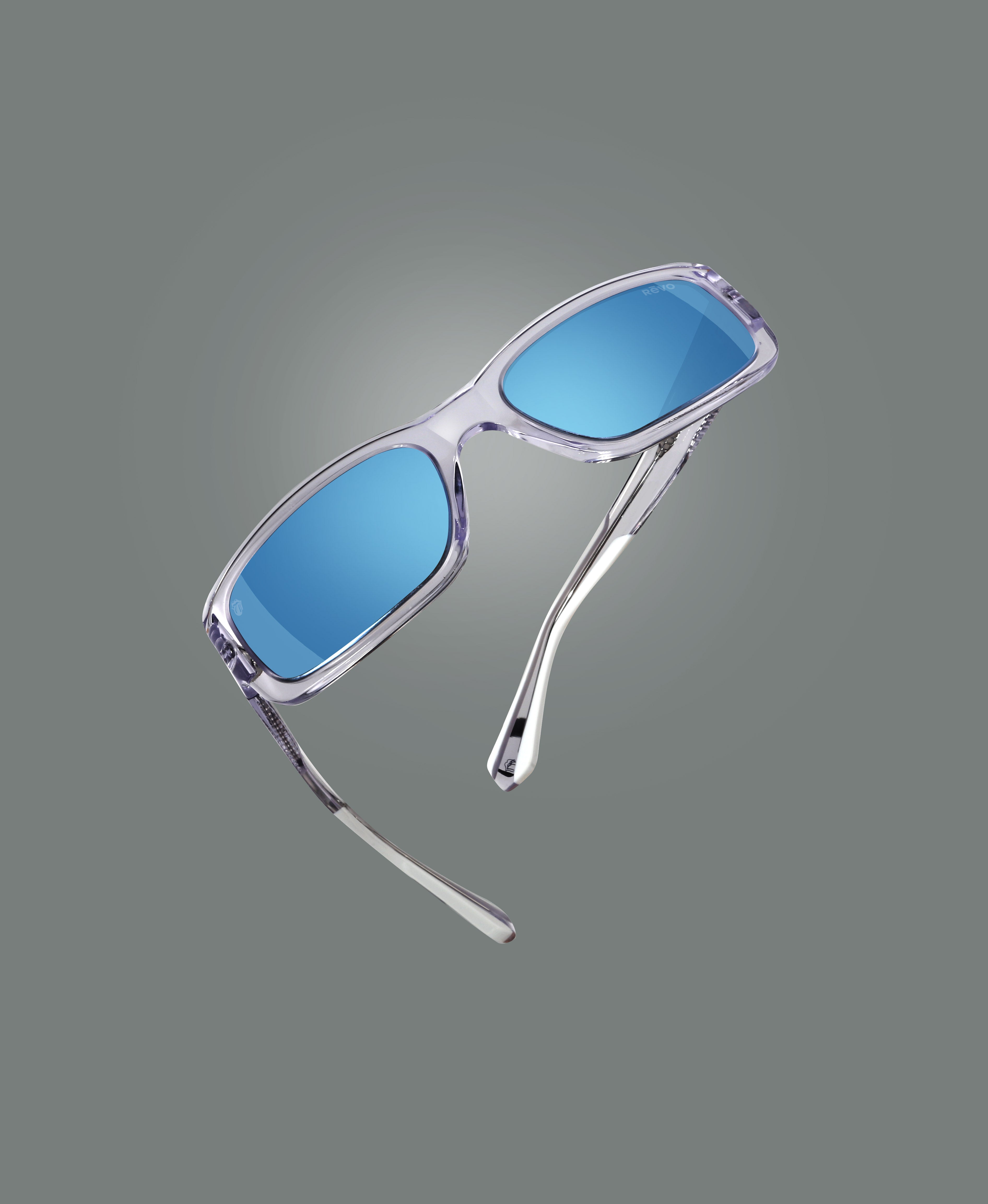 RS No. 9 - Rolling Stones x Revo Shine a Light 03